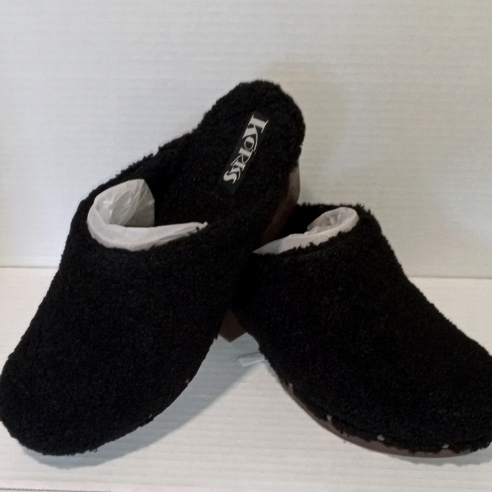Korks Ease Sandal For Women Size 10
